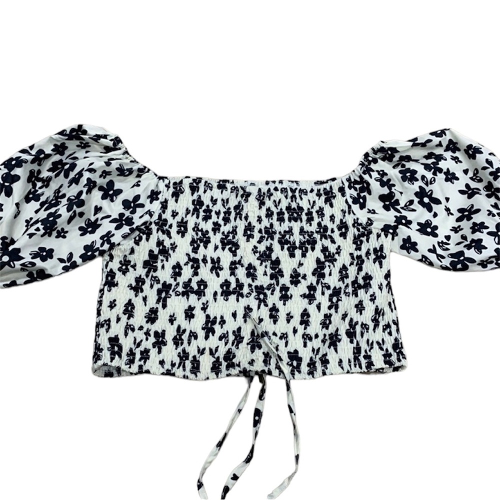 Kendall & Kylie Smocked Crop Top Drawstring Bell Balloon Sleeve Floral Large